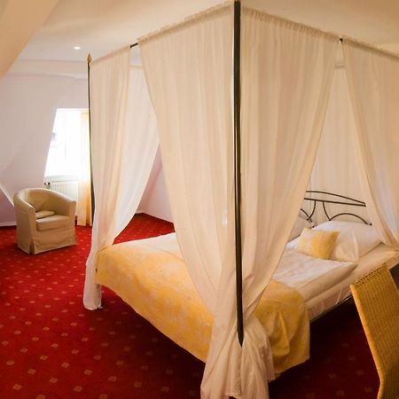 Landgasthof Und Hotel Weisser Lowe Eckental 외부 사진