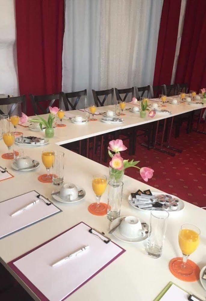 Landgasthof Und Hotel Weisser Lowe Eckental 외부 사진